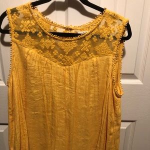 NWT Style & Co yellow sleeveless top!